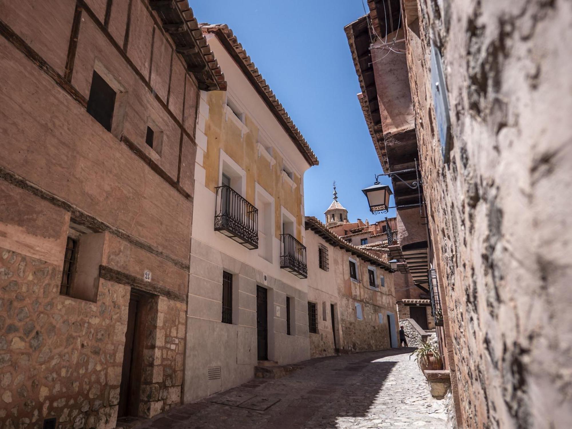 La Casa Amarilla Apartamento Enebro Albarracín Eksteriør bilde